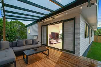 6A Pounamu Avenue, Greenhithe