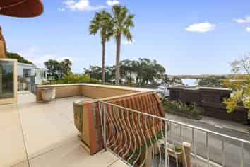 37 Manurere Avenue, Takapuna