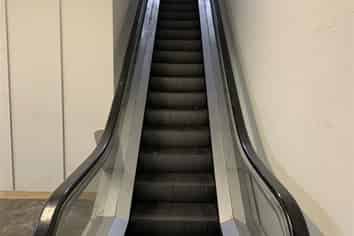 Quality Retail Space With Warehousing/Storage