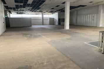 Quality Retail Space With Warehousing/Storage