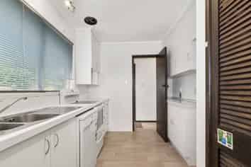 10B Willmott Place, Springfield