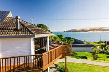 6 Fairlie Crescent, Opononi