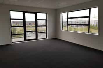 Modern Warehouse in Prime Location