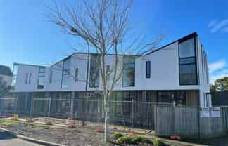 2/57 Carlton Mill Road, Merivale