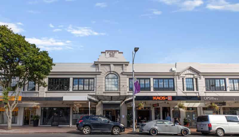 6/143 Great South Road, Papakura