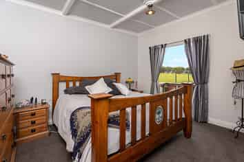 112 Te Kanae Road, South Head