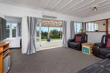 112 Te Kanae Road, South Head