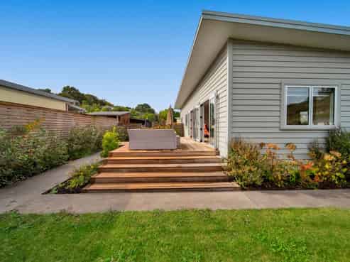 1 John Mana Way, Marfell