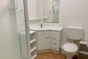 15/18 Airborne Road, Rosedale