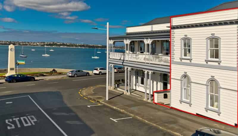 6/29 King Edward Parade, Devonport