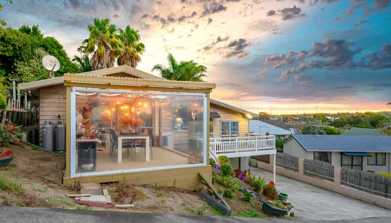 2/24 Cranberry Place, Bucklands Beach