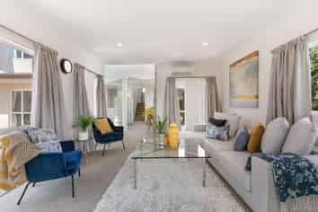 12 Frank Nobilo Drive, Golflands