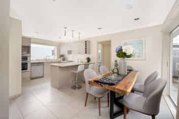 18a Riverlea Avenue, Pakuranga