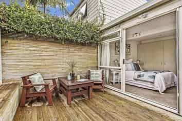 5/137 Jervois Road, Herne Bay