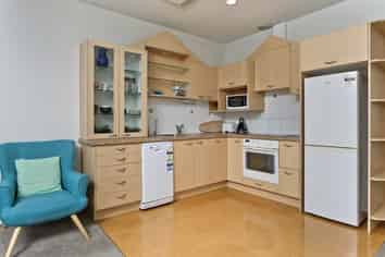 11/51 William William Pickering Dr, Albany