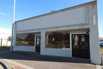 A COMMERCIAL OPPORTUNITY NOT TO BE MISSED