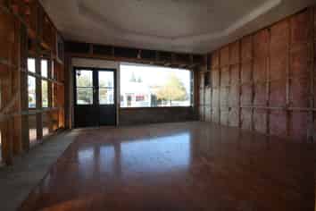 A COMMERCIAL OPPORTUNITY NOT TO BE MISSED