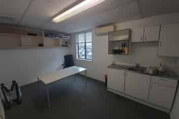 85m2 - 133m2 office spaces