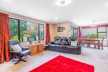 293 Queens Drive, Windsor