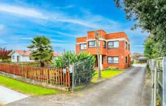 166 Great South Road, Drury