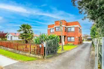 166 Great South Road, Drury