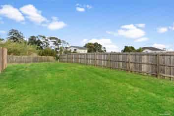 26 White Swan Road, Mount Roskill