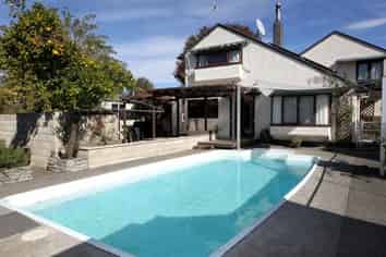 802 Collinge Road, Mayfair