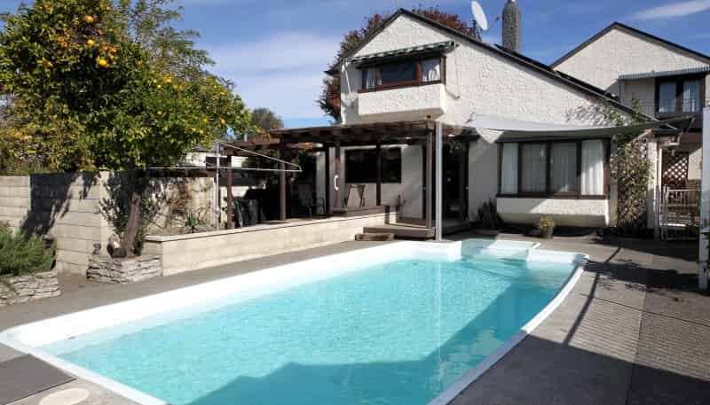 802 Collinge Road, Mayfair