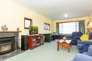 600 Dennett Street, Mahora