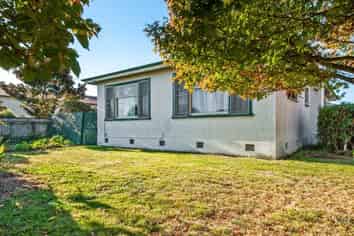 600 Dennett Street, Mahora