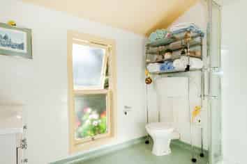 600 Dennett Street, Mahora