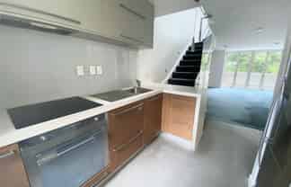 23/27 Birdwood Crescent, 