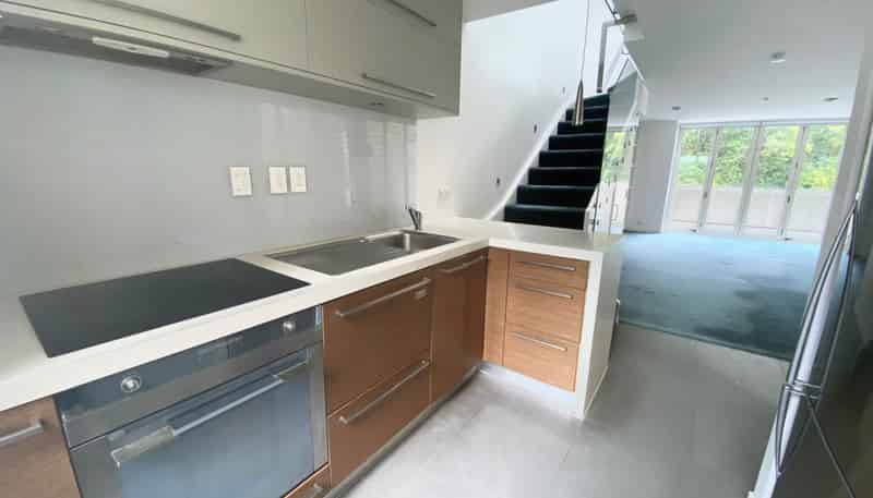 23/27 Birdwood Crescent, 