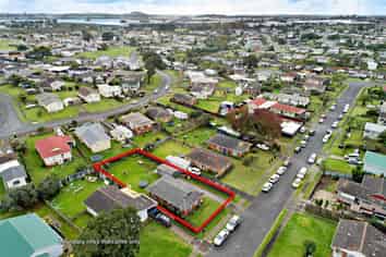 36 Chelburn Crescent, Mangere