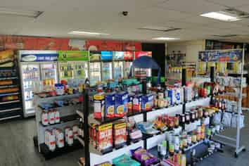 Convenience Store & Takeaways with Accommodation!