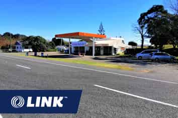 Convenience Store & Takeaways with Accommodation!