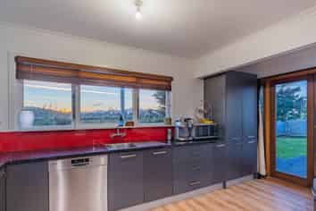 67 Rata Road, Raumati Beach