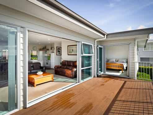 589a East Coast Road, Browns Bay