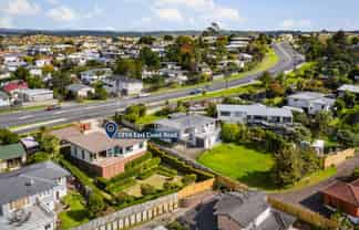 589a East Coast Road, Browns Bay