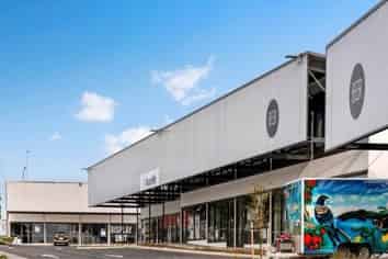 95m2 Retail Unit FOR LEASE