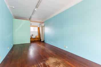 Boutique Devonport Retail