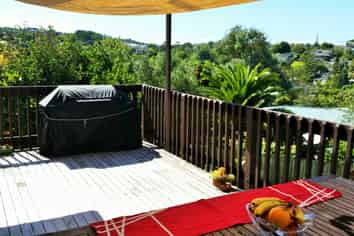 6 Weatherly Road, Torbay