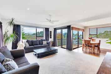 5 Sealand Place, Mangere Bridge