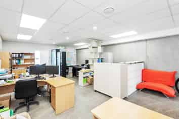 Modern Retail - Available Now