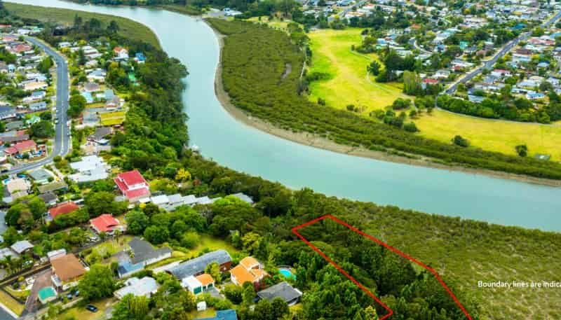 81C Colwill Road, Massey