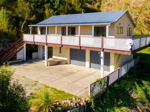 4967 State Highway 6, Havelock