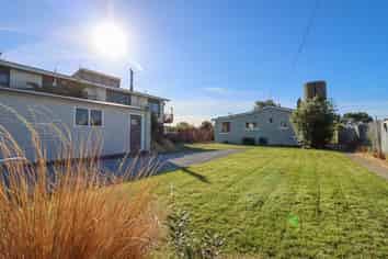 13 Blue Cliffs Road, Timaru Central