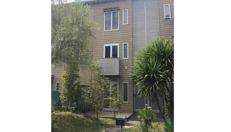 7 Albionvale Road, Glen Eden