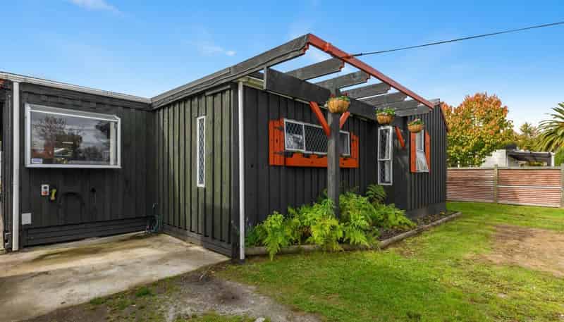 63 Lee Road, Hannahs Bay