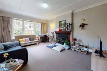 39 Oak Grove, Allenton